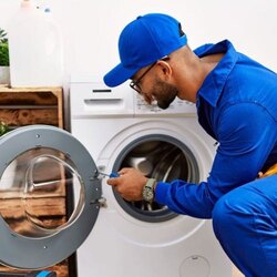 Oprava práčok Whirlpool Bratislava vám pomôže vyriešiť poruchu bez kúpy novej práčky.